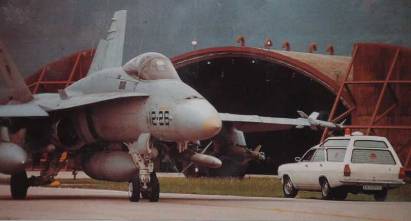 F-18_EN_EL_DESTACAMENTO_ICARIO